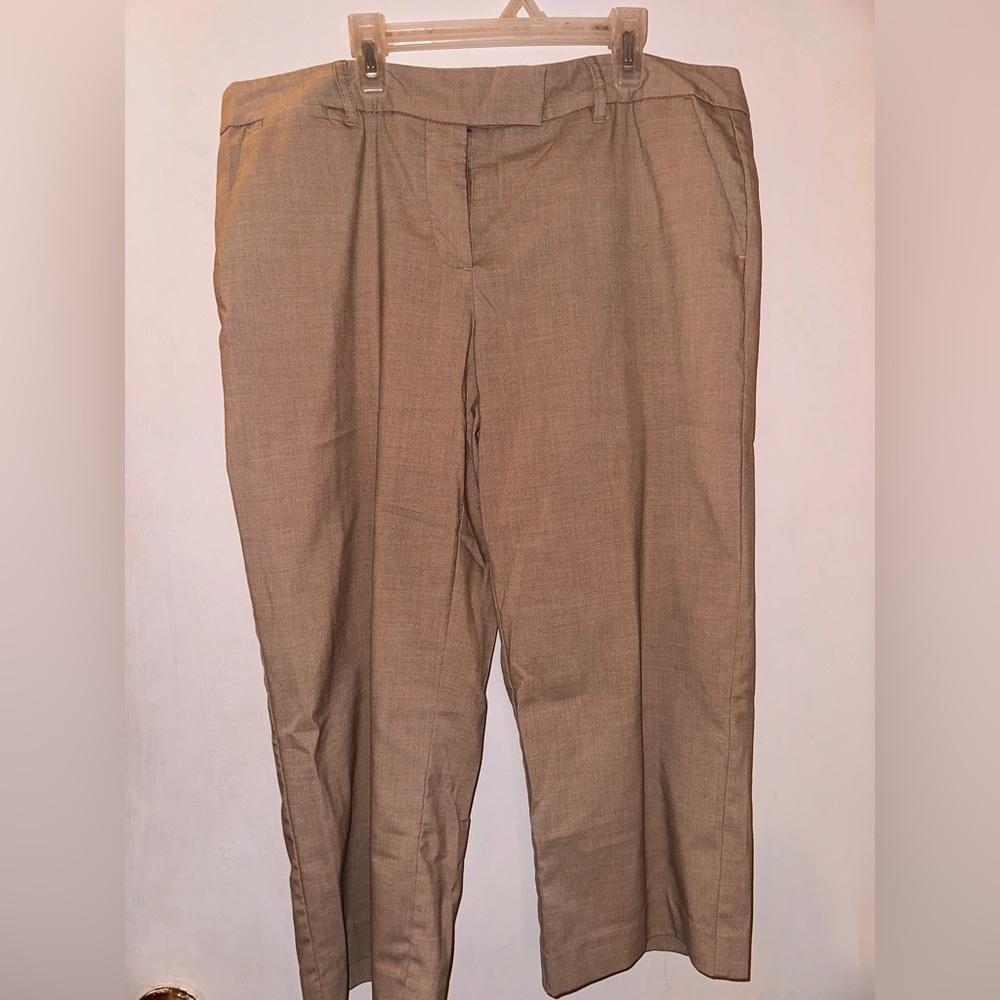 Ladies dress, Capri pants